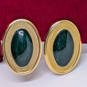 Vintage Gold Tone & Marbled Green Enamel Big Oval Clip-On Earrings Lightweight